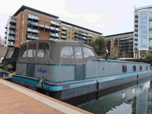 70ft fabolous Collingwood widebeam w C. London residential mooring
