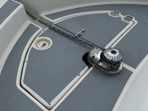 Jeanneau Merry Fisher 635 Fast Fisher - Windlass