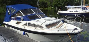 Fairline Holiday