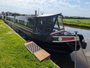 Chalico - 59ft 6in semi traditional stern narrow boat