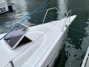 Viko S21 - New Boat - Foredeck