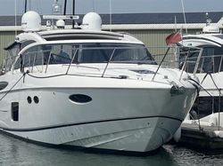2015 Princess V52