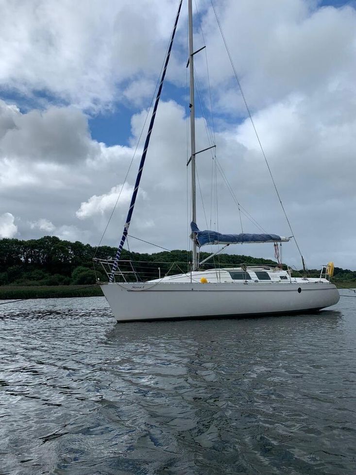 BENETEAU FIRST 32S5, NEW ENGINE,  £24750