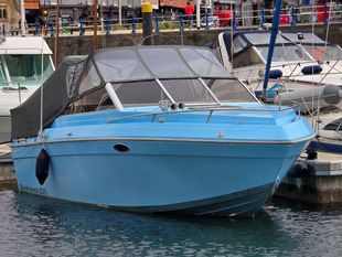 1990 Sun Runner 235