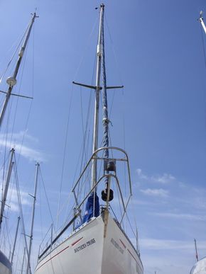 black anodised Mast with Radar Reflector