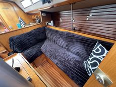 1987 Beneteau First 325