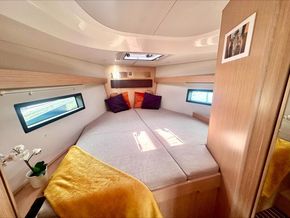 2020 Bavaria C42 21
