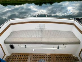 Seaward 29 Twin diesel engines - Cockpit