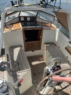 Malo 34 with New Engine