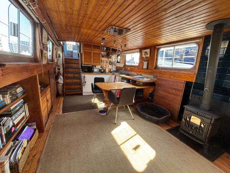 1931 Dutch Luxemotor 23m Liveaboard arge