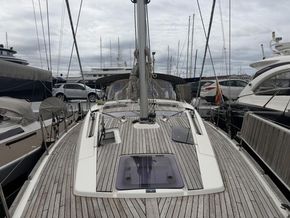 2018 Bavaria Vision 42 19