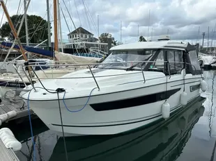 2020 Jeanneau Merry Fisher 895 Offshore