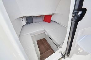 Jeanneau Cap Camarat 7.5 CC - single berth mattress