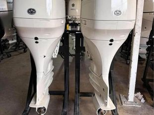 Pair Suzuki 300hp 4 stroke