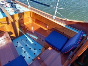 Wooden  Sailing Yacht  - Cockpit