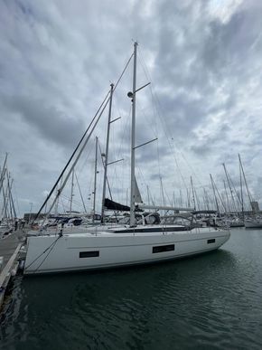 2019 Bavaria C45 Style 4