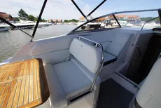 2005 Regal 2565 Window Express