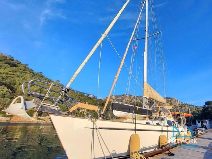 2007 Tayana 48