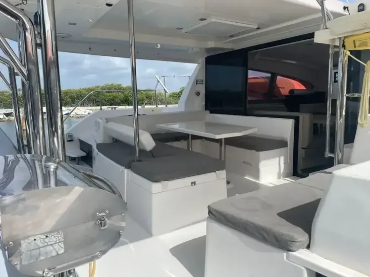 2021 Leopard 40