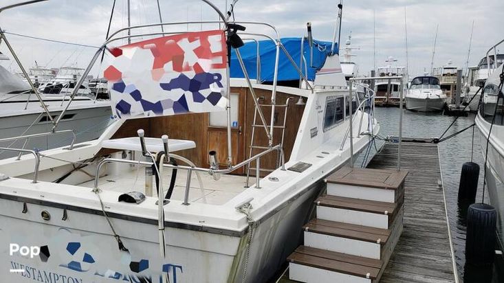 1975 Luhrs 320 flybridge