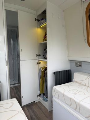 Bedroom - Wardrobe