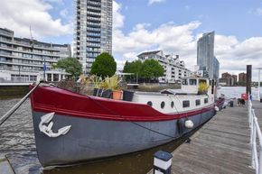 Dutch Barge 20m with London mooring  - Main Photo