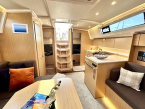 2020 Bavaria C42 17
