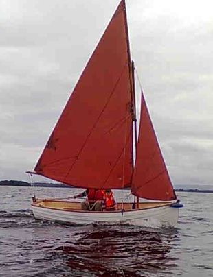 2004 Salterns Boatbuilders Wag Tail 12