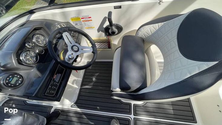 2021 Bayliner vr5