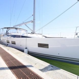 2017 Jeanneau 51 Yacht