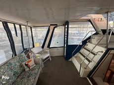 1986 Sea Ray 410 AFt Cabin