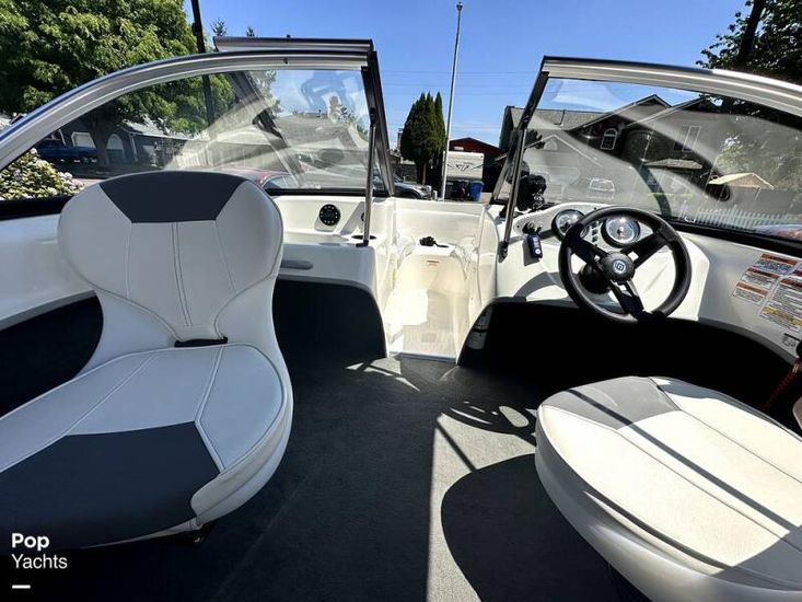 2021 Bayliner 160 br