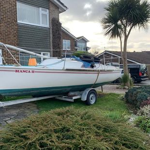 freedom yacht for sale uk