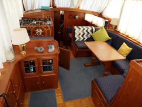 Linssen 42SL twin engines 3 cabins - Interior