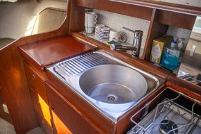 Galley sink