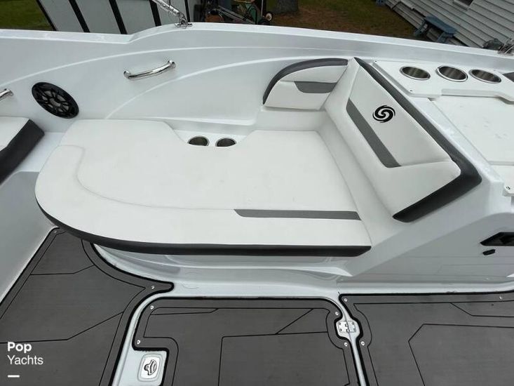 2022 Hurricane 205 sundeck sport