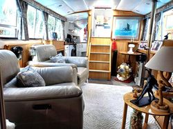 Aquafibre Lowliner 44 Broads cruiser