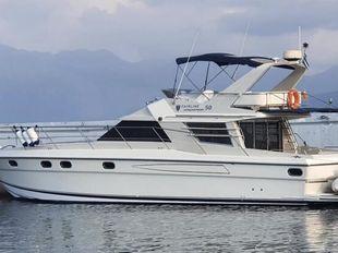 Fairline Squadron 50 Fly