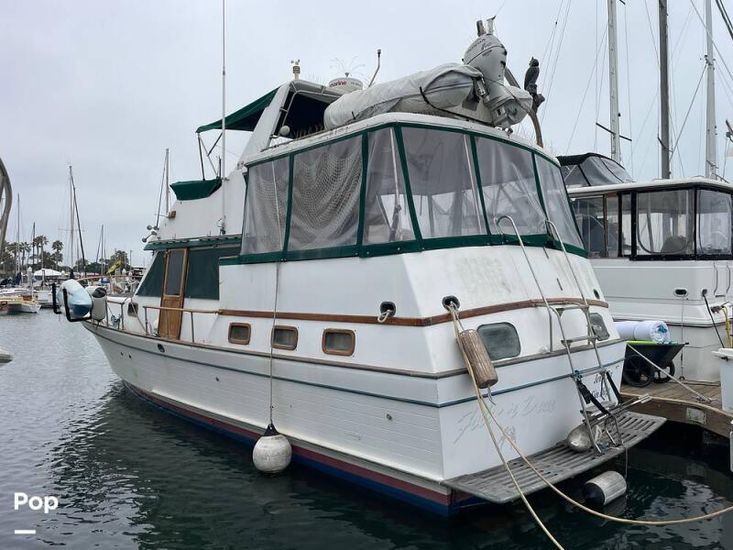 1981 Marine Trader 43 sundeck