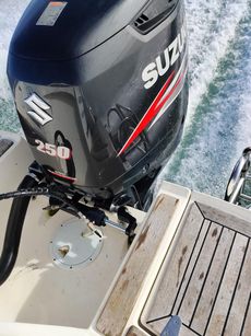 AQUADOR 22c