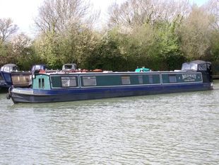 Medway - A 69ft 2004 Alan Thompson cruiser stern narrowboat.