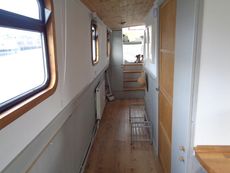 52x11 Wide beam with wheelhouse built 2009 by Maurice Hirst