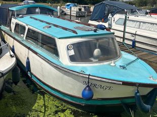 Dawncraft 25&rsquo; with 15hp Tohatsu outboard 