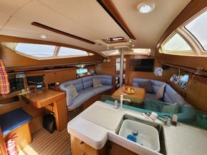 Jeanneau Sun Odyssey 42 DS  - Interior