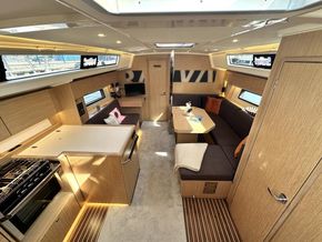 2024 Bavaria C42 11