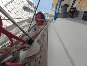 Dufour 454 Classic Classic - Side Deck
