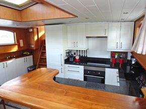 Luxe Motor 19.95 met CBB Rijn