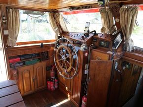 Dutch Motor Barge TJALK - Coachroof/Wheelhouse