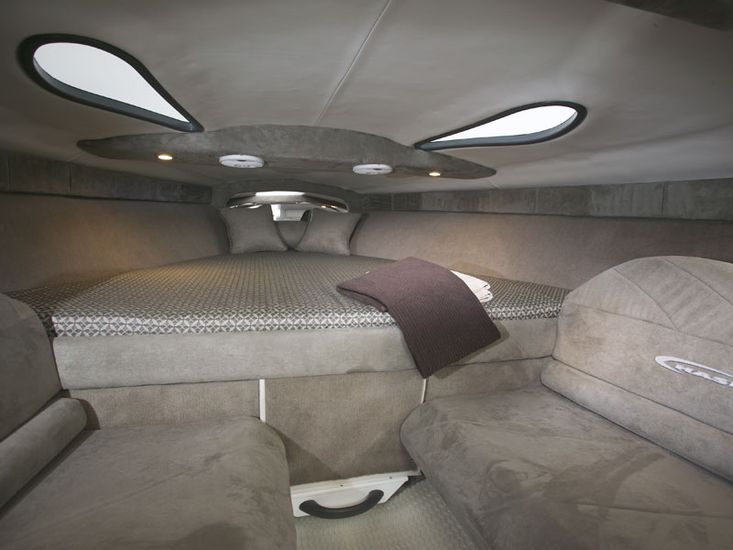 Campion Chase 800i Sport Cabin 
