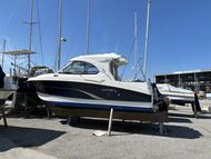 Beneteau Antares 8 low hours